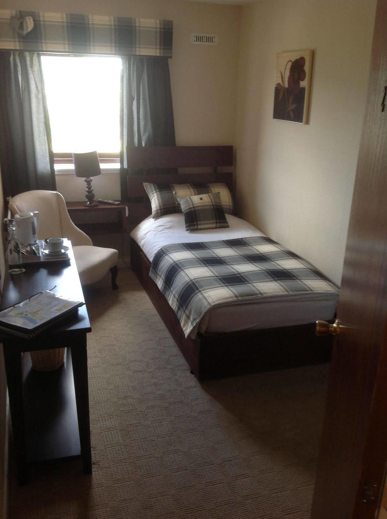 Ardentorrie Guest House Inverness Bagian luar foto